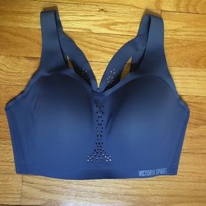 VS Sport 34DD Angel Max Sports Bra